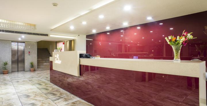 Shelter Hotel Lucknow Exterior foto