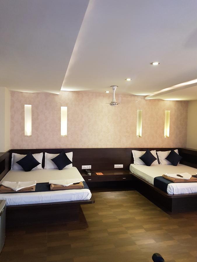 Shelter Hotel Lucknow Exterior foto