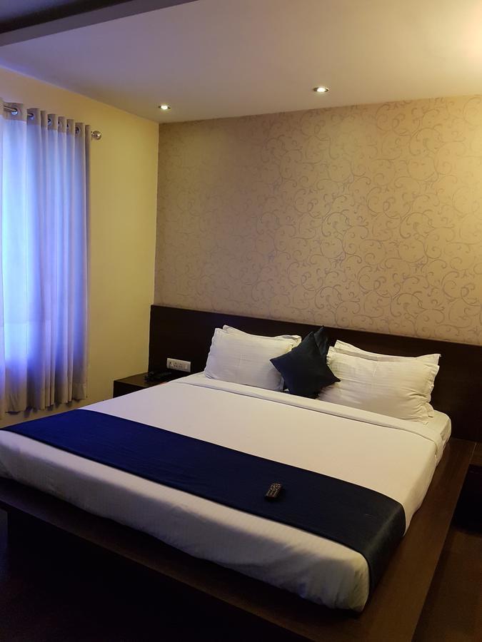 Shelter Hotel Lucknow Exterior foto