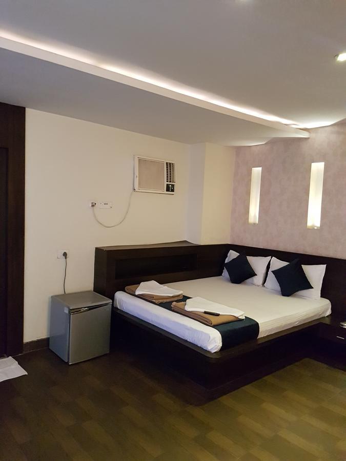 Shelter Hotel Lucknow Exterior foto